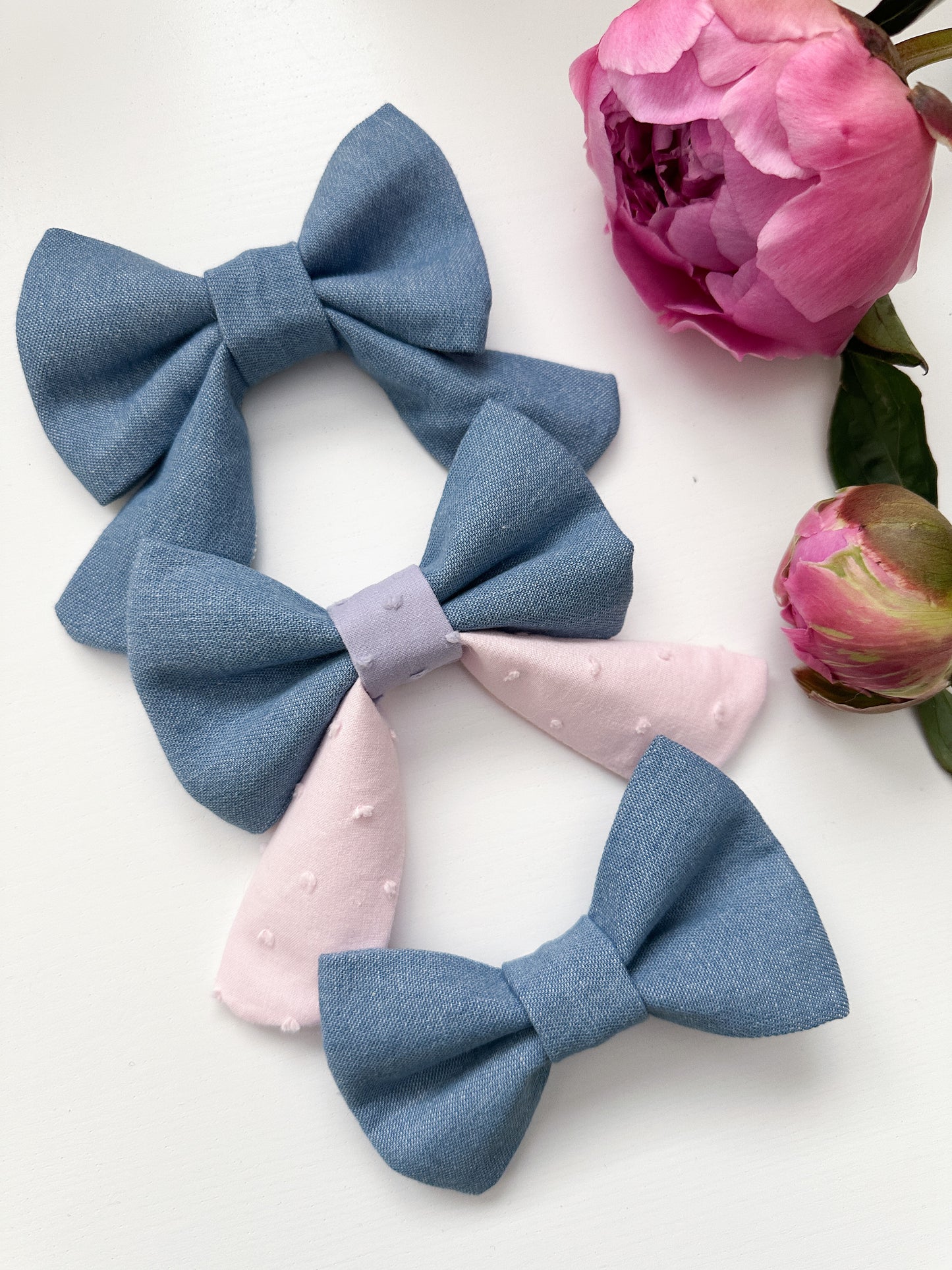 Elastic Backing Dog Sailor Bow - Denim Dotty